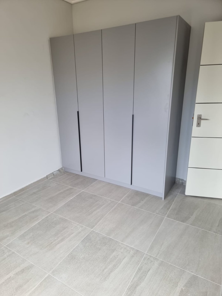 1 Bedroom Property for Sale in Table View Western Cape